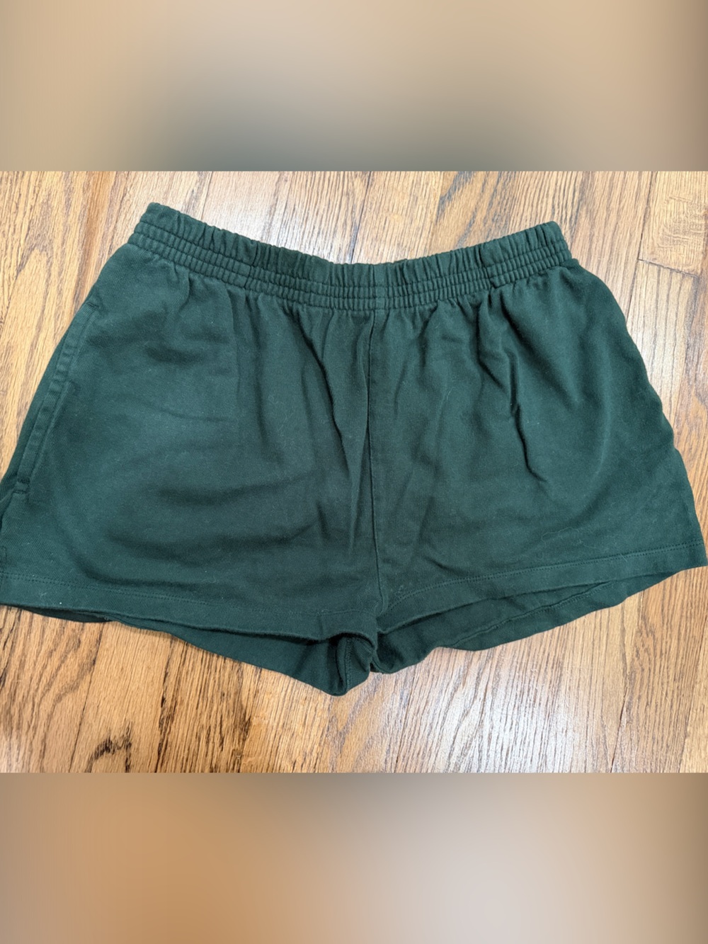 Brandy Melville Women’s Dark Green Elastic-Waist Shorts